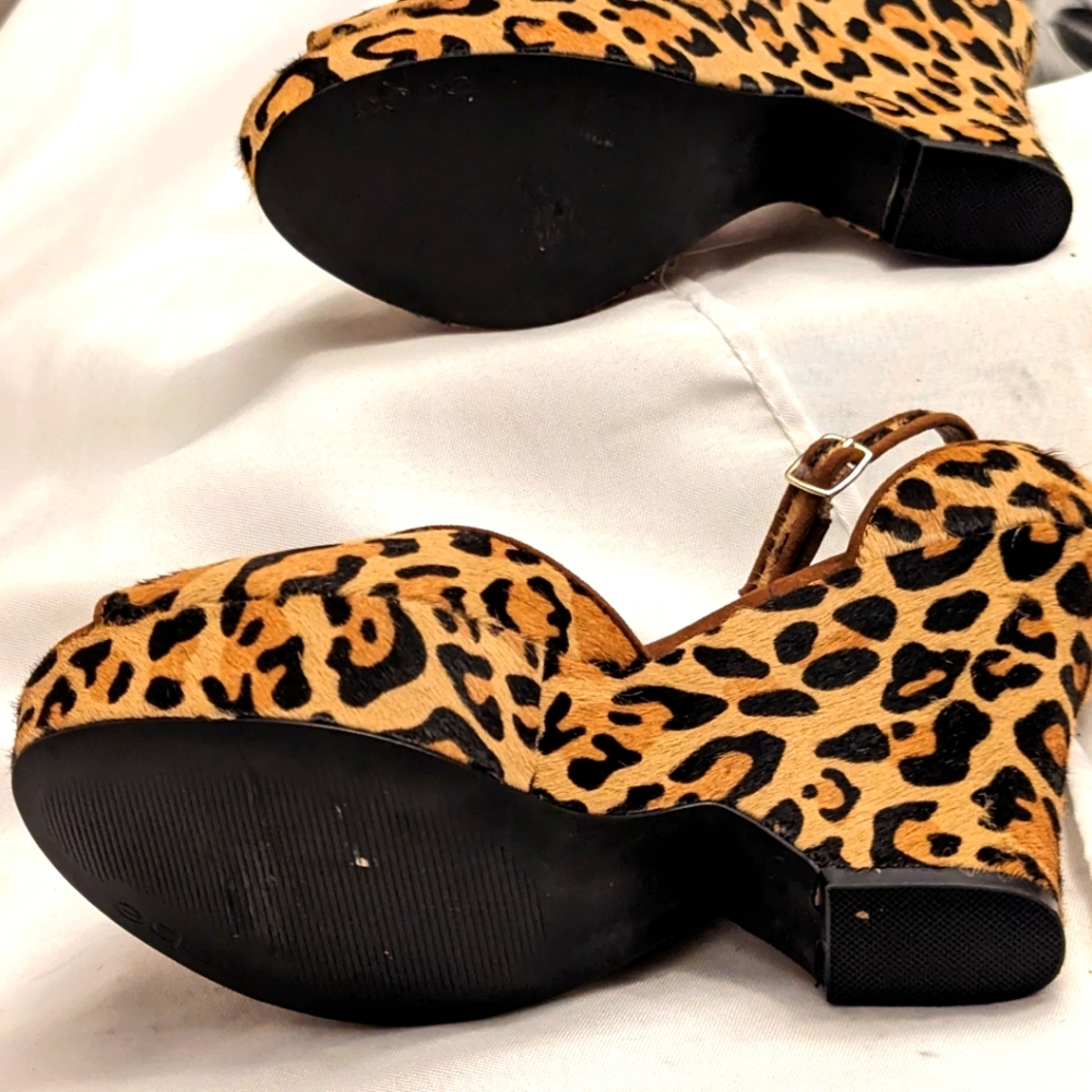 Bebe Platform Sandals In A Cheetah Pattern - image 8